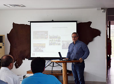 Tannery Tour Held for Students From Switzerland